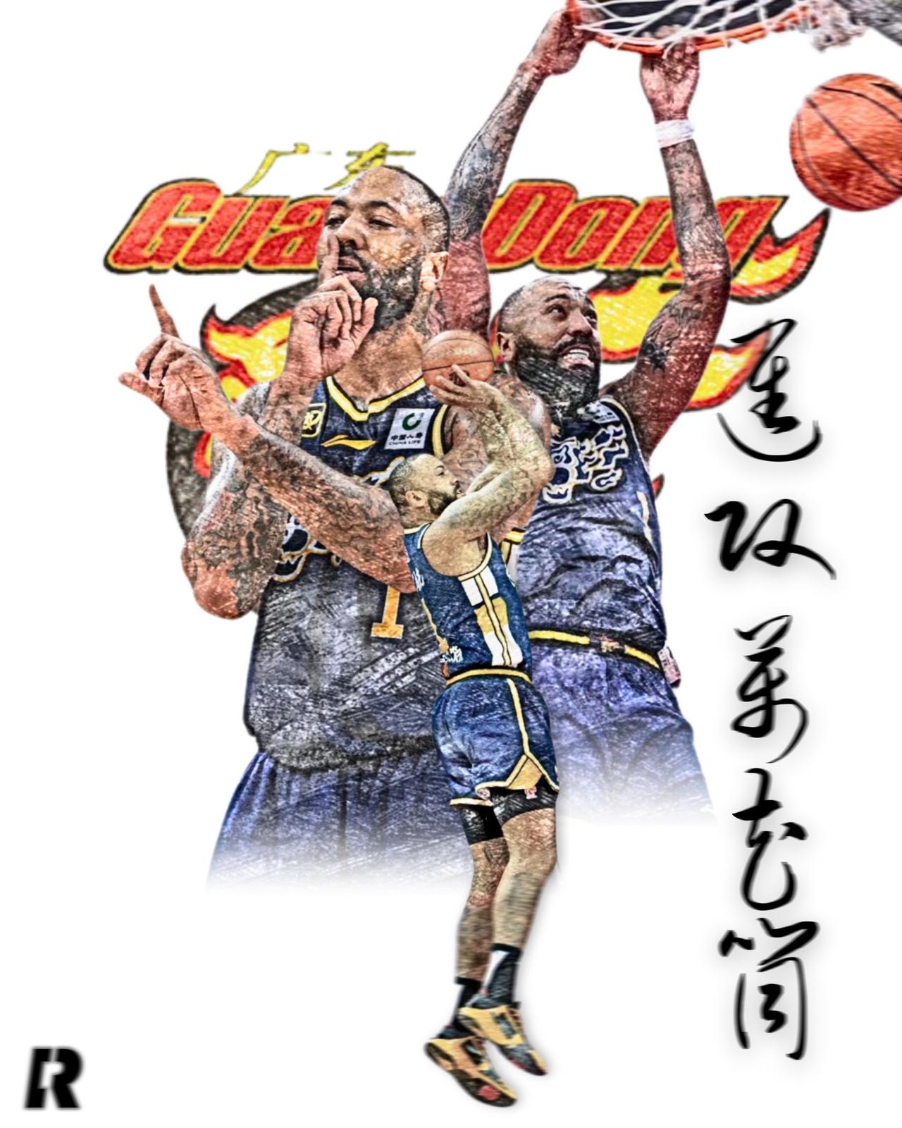 篮下争抢胜利，球队取得关键胜利