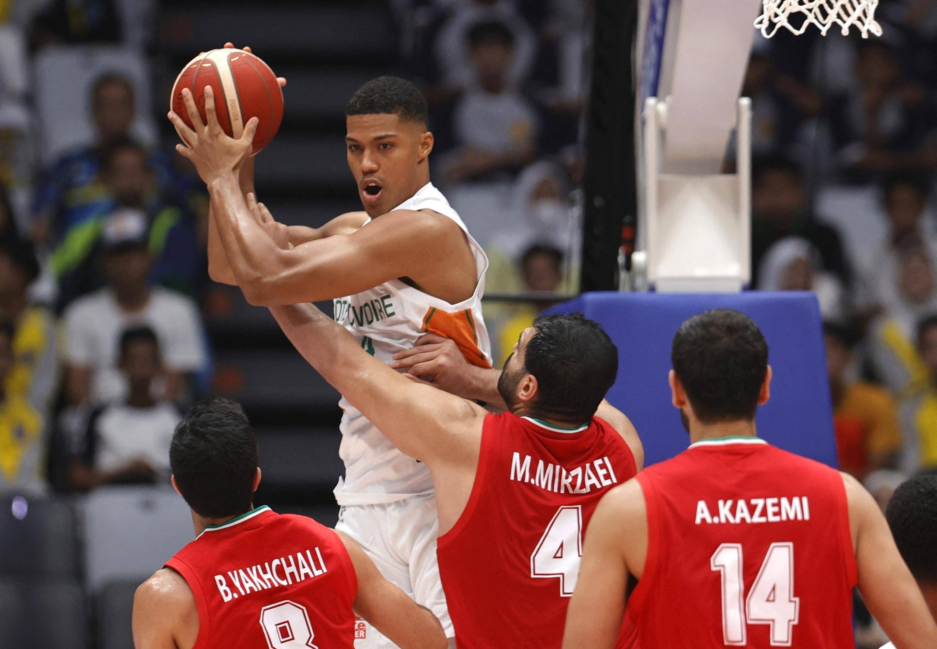 开云体育-科特迪瓦球员在国际比赛中接连进球