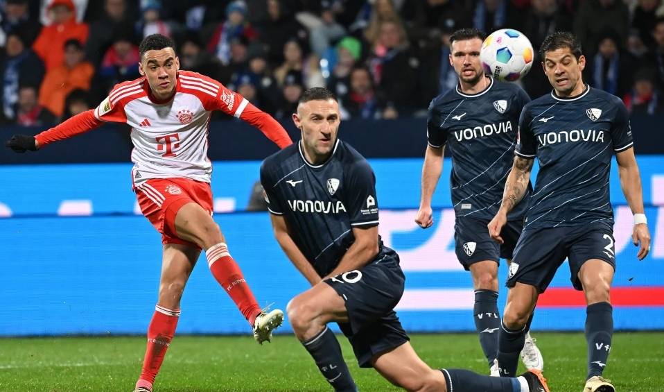 柏林联合客场三连胜RB莱比锡，冲击中游名额的简单介绍