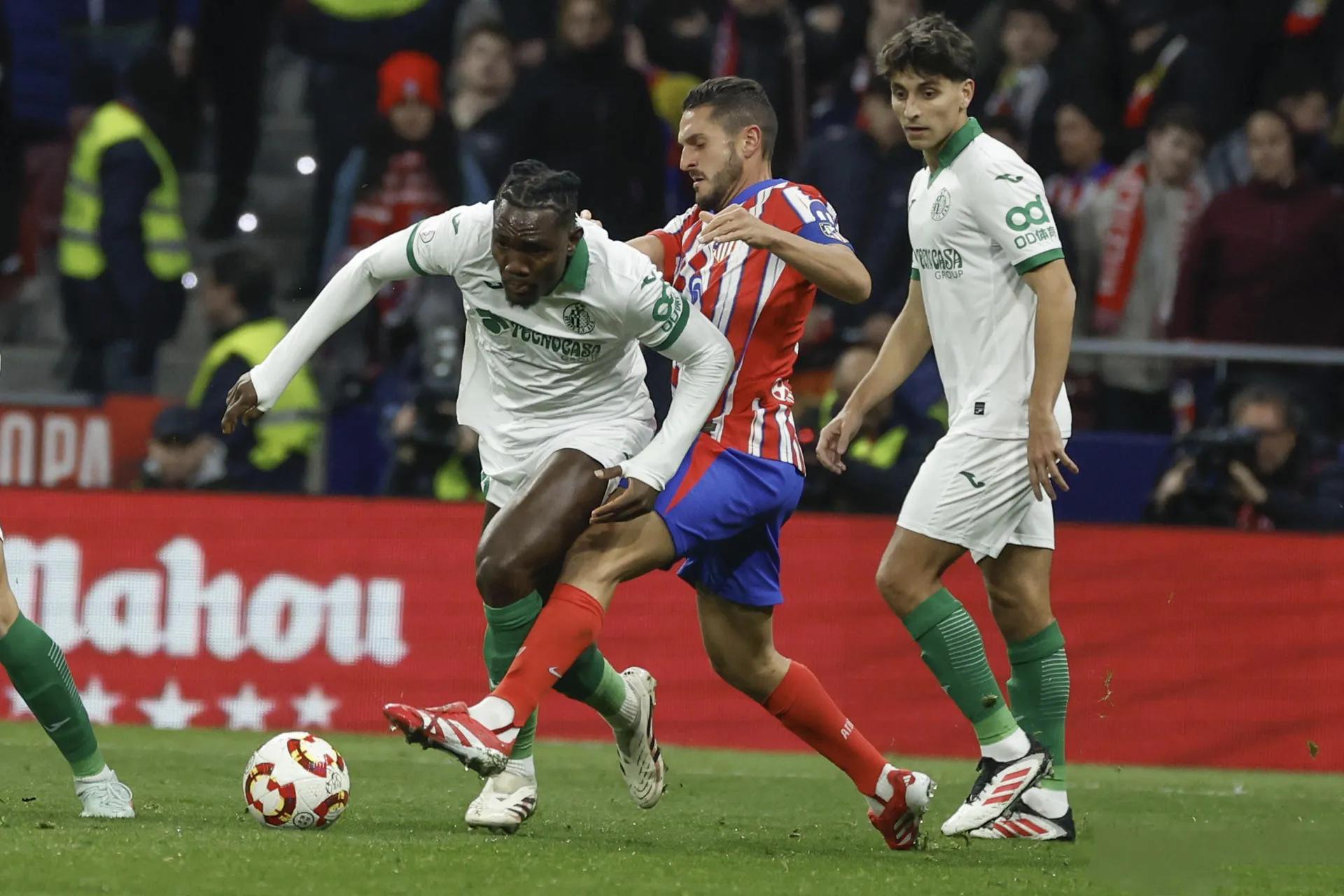 包含马竞中场大腿再度出彩，助球队取得胜利的词条