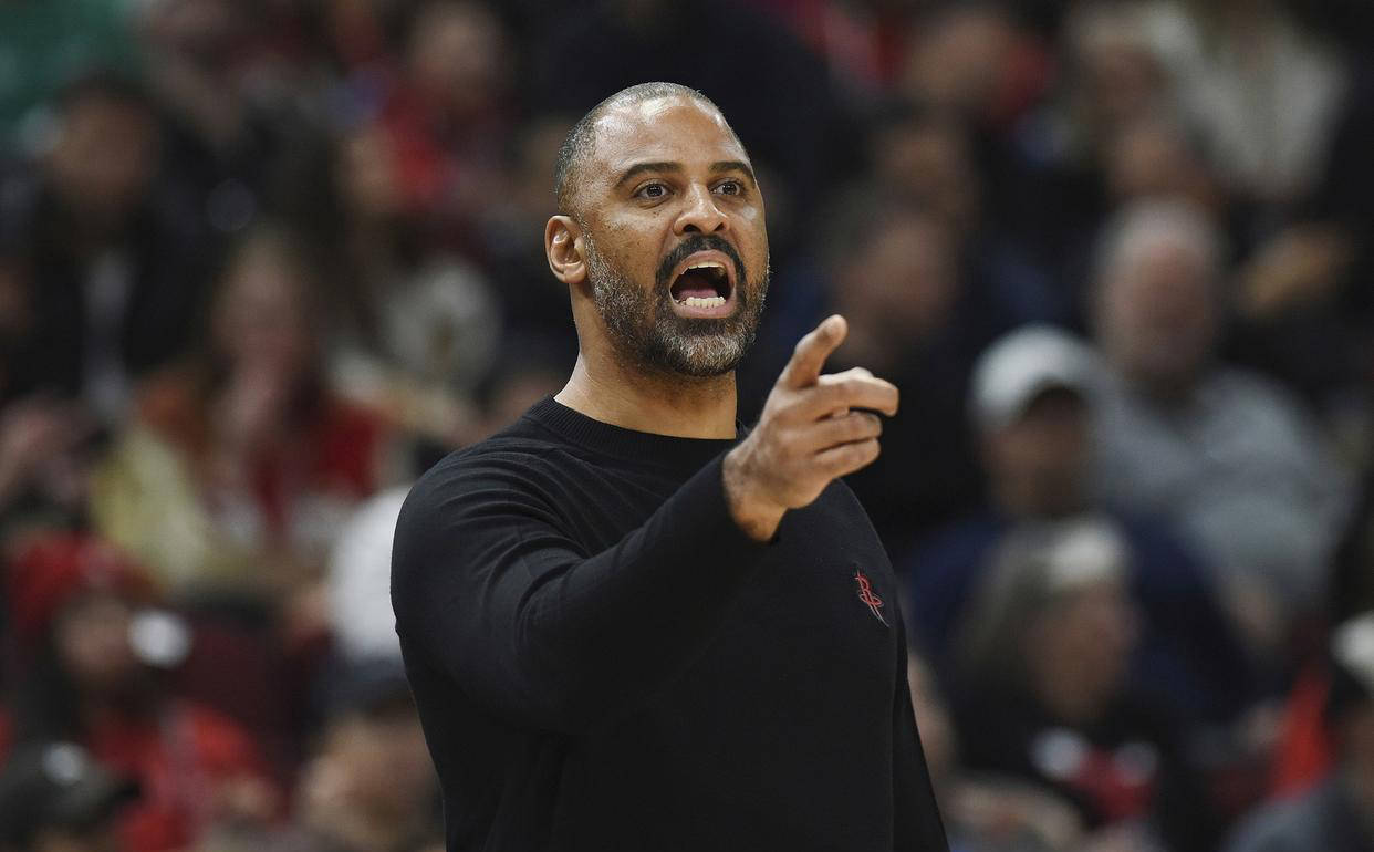 开云体育app下载-关于火箭队核心球员发挥低迷，球队遭遇一波连败的信息