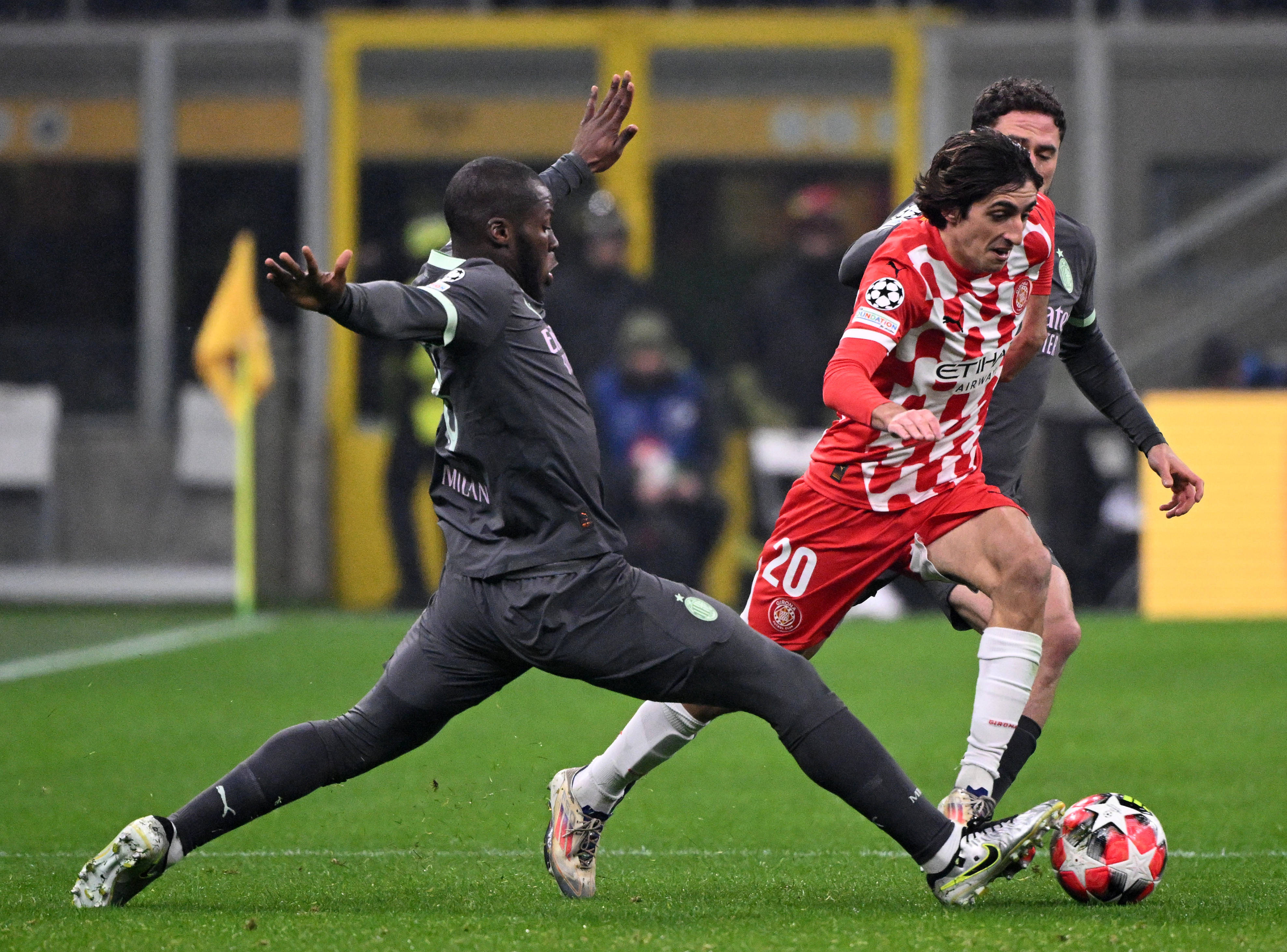 克罗托内客场遭遇AC米兰逆转的简单介绍 克罗托内客场遭遇AC米兰逆转的简单介绍