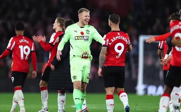 开云体育网页版入口-南安普顿中场表现抢眼，成为球队关键人物的简单介绍