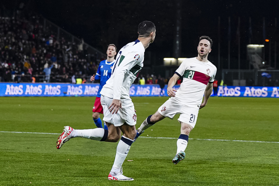 开云体育官网入口-国家队豪取连胜，晋级欧洲锦标赛