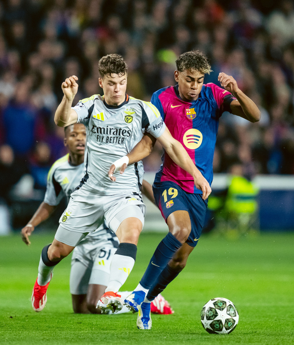 开云体育-关于奥地利队斗志昂扬，实现晋级欧洲足球联赛八强的信息