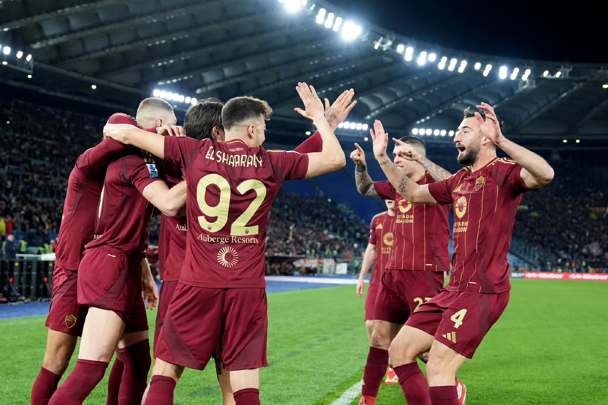 关于奥地利队斗志昂扬，实现晋级欧洲足球联赛八强的信息