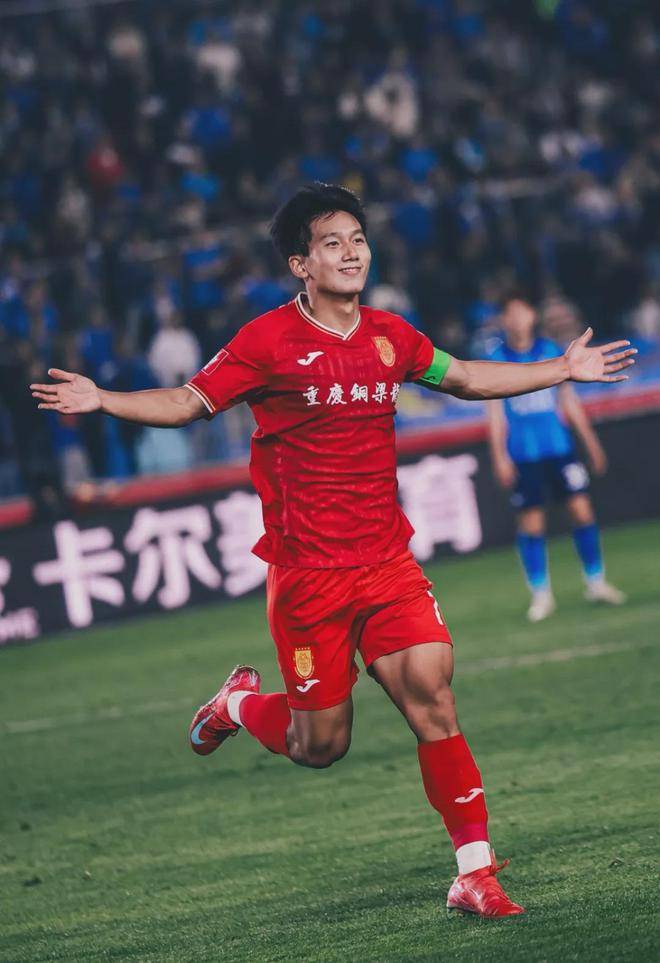 开云体育入口-表现出色球员，斩获独中两元进球！