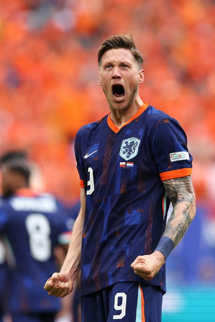 荷兰力克波兰,提前晋级欧洲杯附加赛! 荷兰力克波兰,提前晋级欧洲杯附加赛!