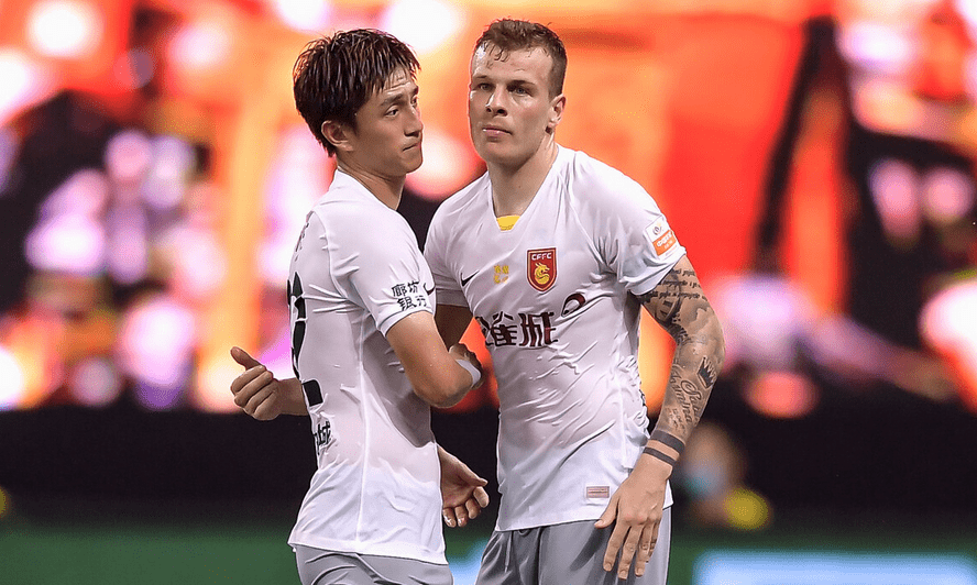 包含里尔赢下斯特拉斯堡，火力全开连胜态势不断扩大的词条