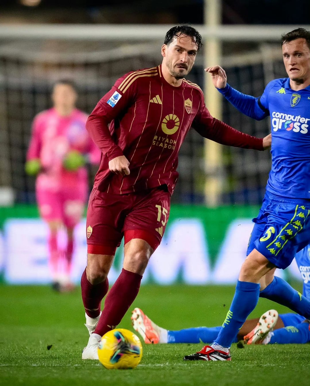 开云体育登录-罗马主帅战术奇特，引发球迷热议的简单介绍